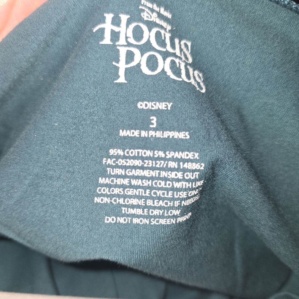 Disney x Torrid Blue Ruffled Short Sleeve Hocus Pocus top - Picture 5 of 6